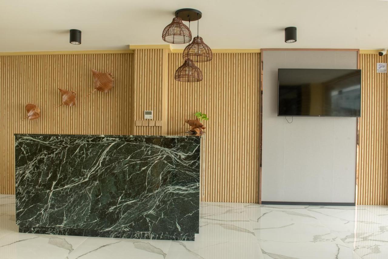 Swarn By Hawks Hotels Kamadhoo Esterno foto