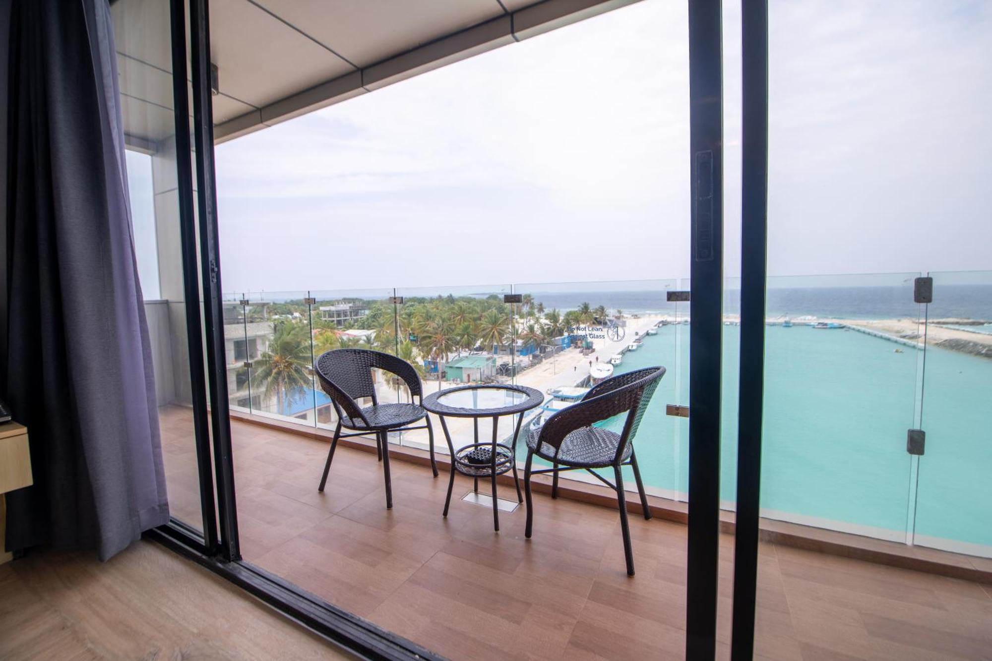 Swarn By Hawks Hotels Kamadhoo Esterno foto