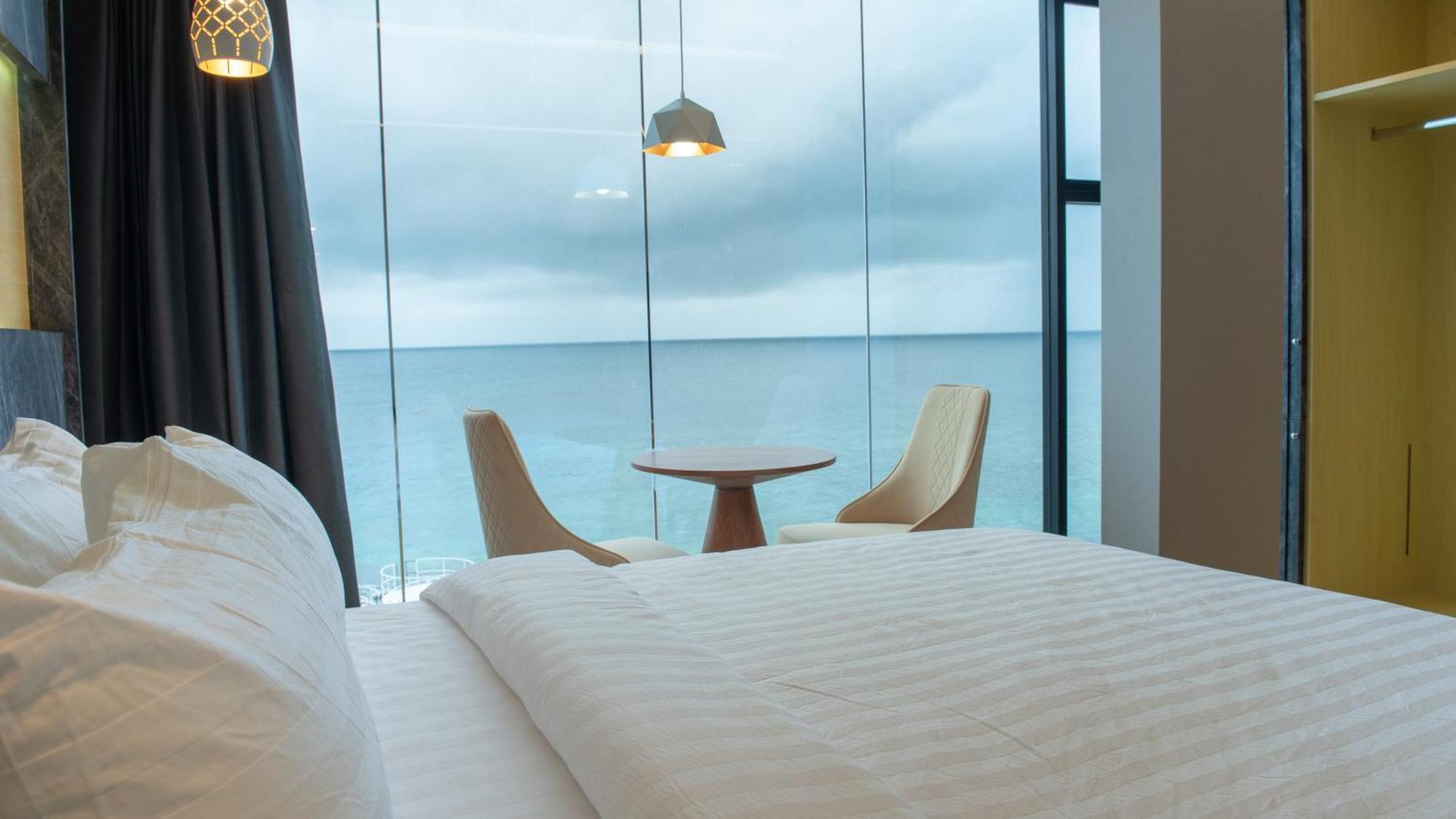 Swarn By Hawks Hotels Kamadhoo Esterno foto